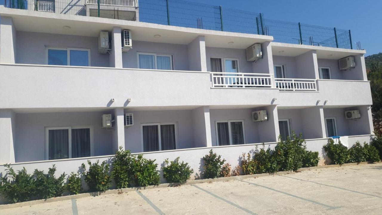 Apartments Capeta 内乌姆 外观 照片